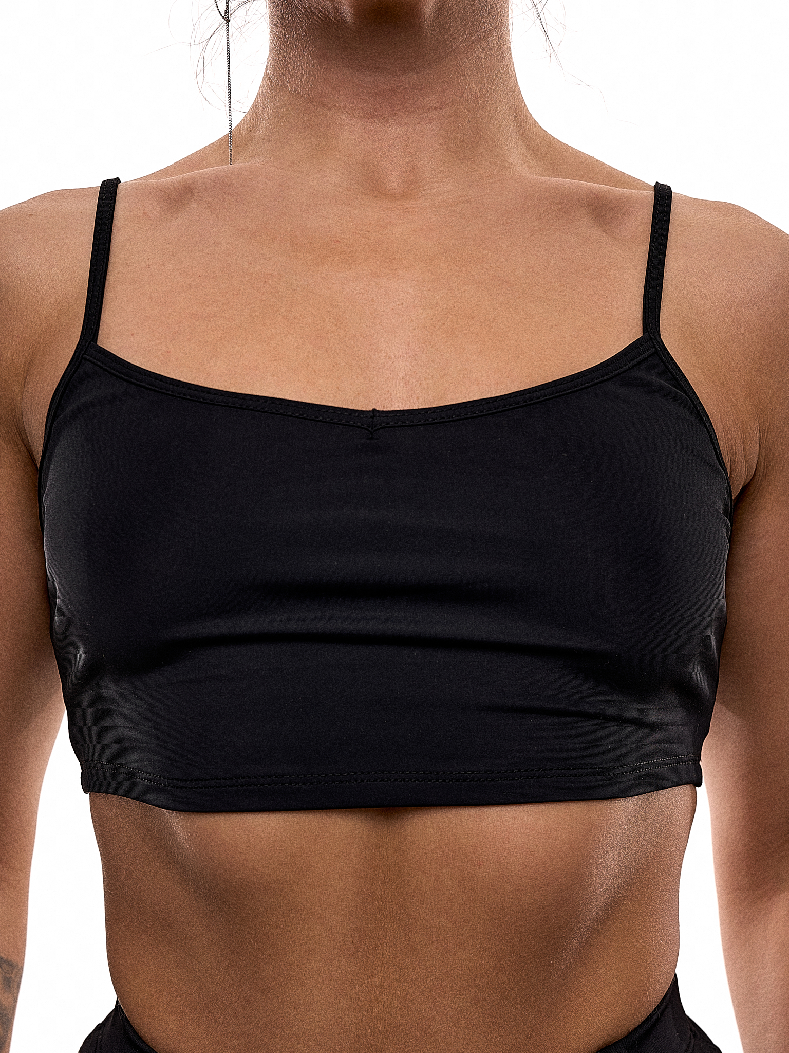 чорний базовий топ для танців